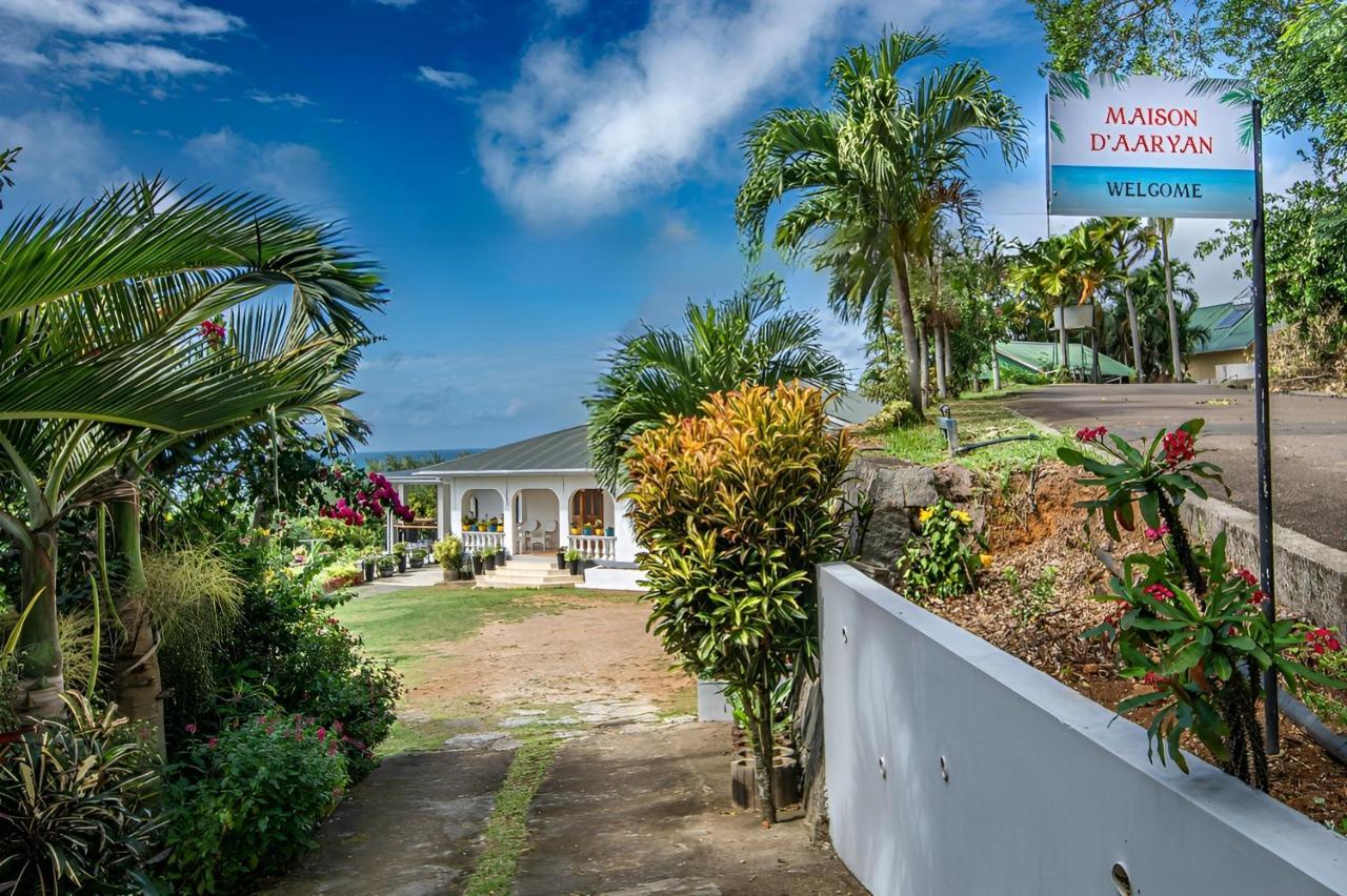 Maison D'Aaryan Anse aux Pins Exterior photo